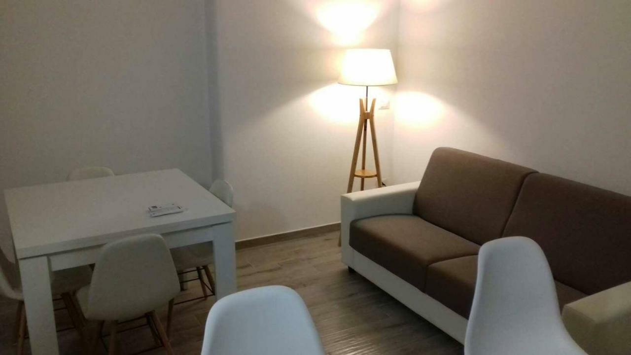 Dimora Santa Caterina Apartment กอนแวร์ซาโน ภายนอก รูปภาพ