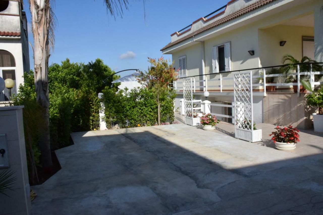 Dimora Santa Caterina Apartment กอนแวร์ซาโน ภายนอก รูปภาพ