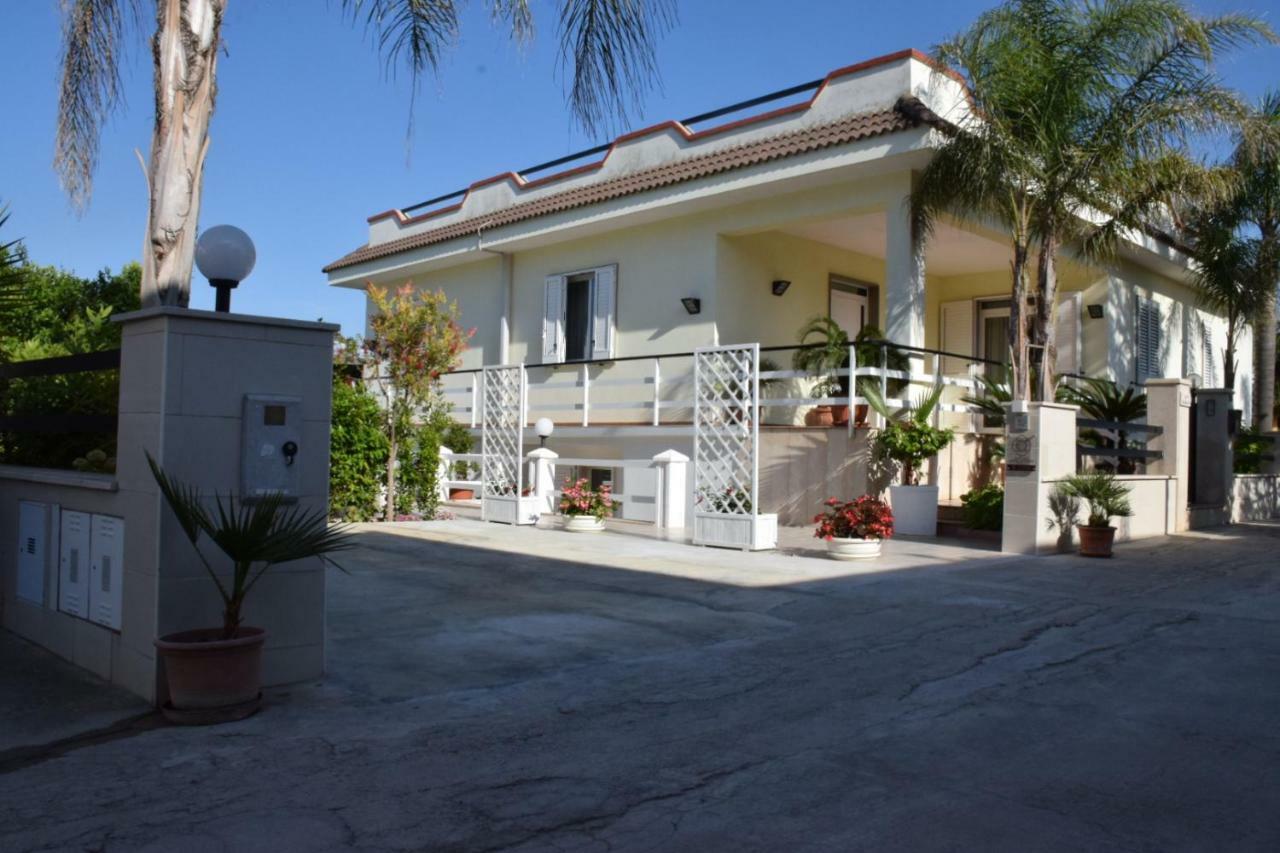 Dimora Santa Caterina Apartment กอนแวร์ซาโน ภายนอก รูปภาพ