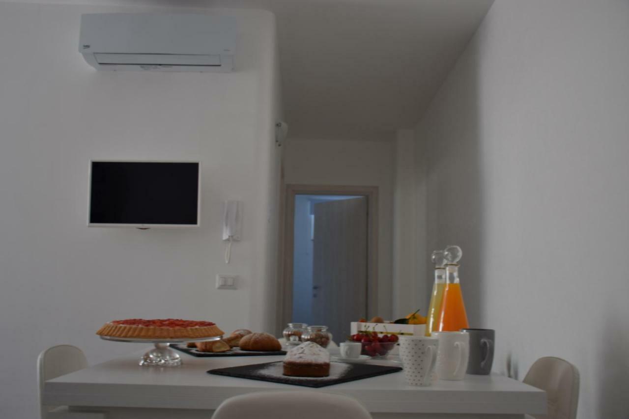 Dimora Santa Caterina Apartment กอนแวร์ซาโน ภายนอก รูปภาพ